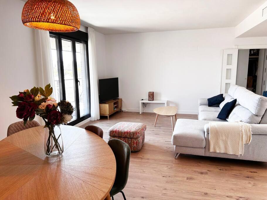 Apartamento De Cuatro Habitaciones En Talavera Талавера де ла Рейна Екстериор снимка